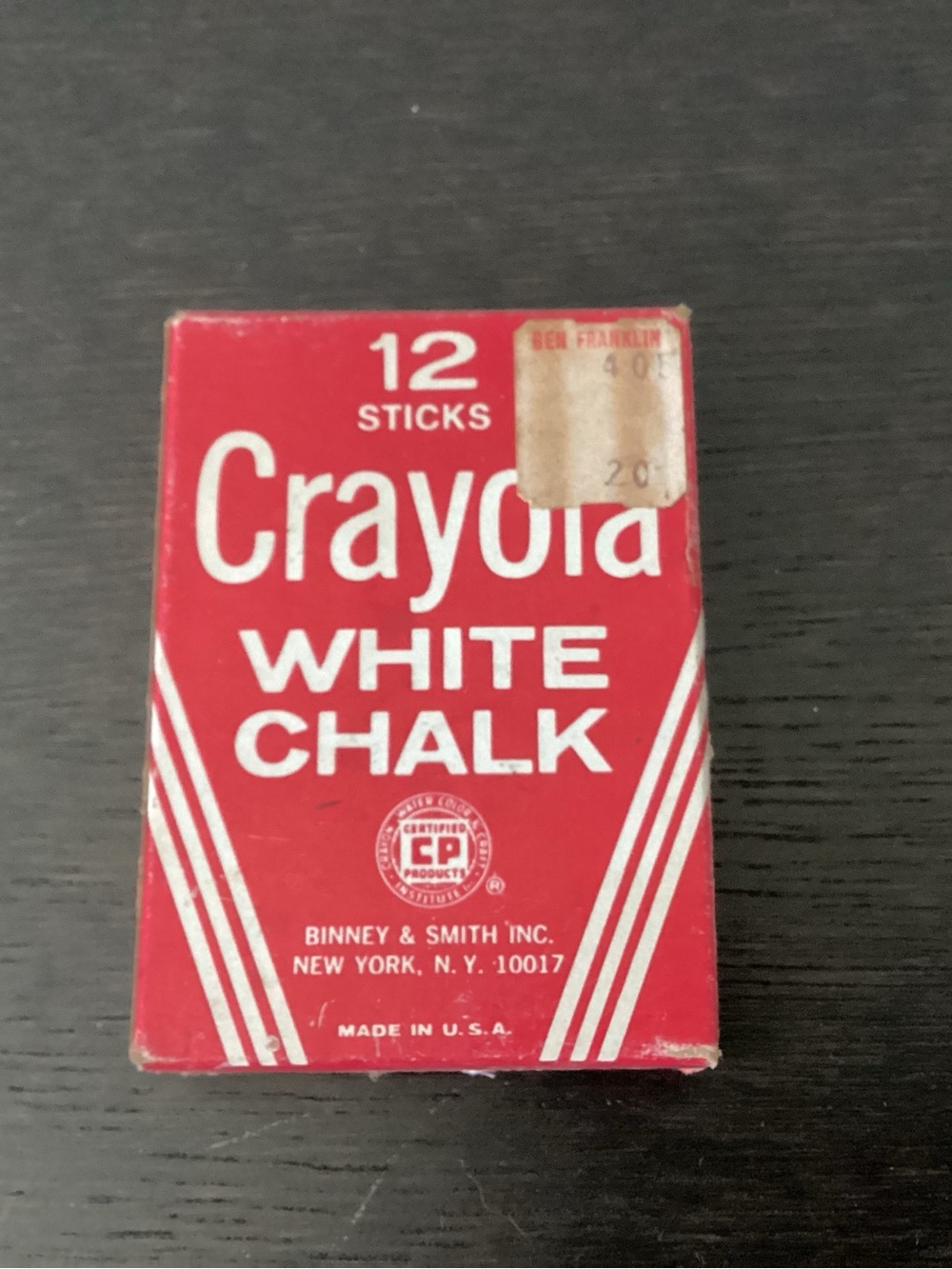 Vtg. Box of Bonney & Smith CRAYOLA White CHALK No 320, with 12 sticks